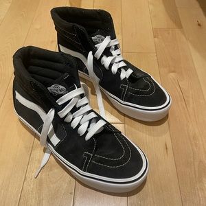 Vans size 7m women’s 8.5